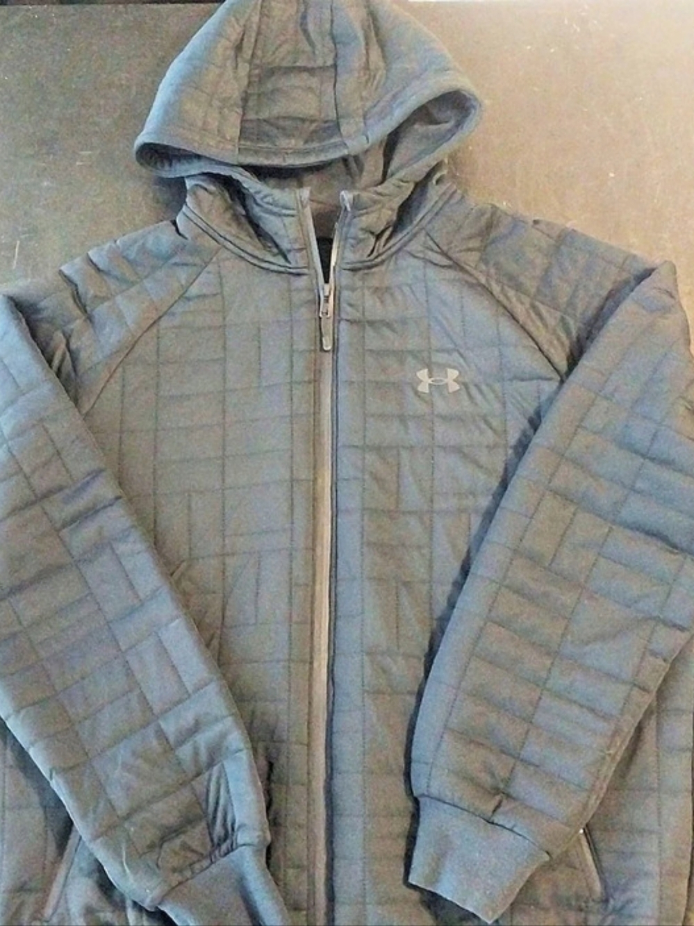 Under Armour Quilted Full Zip Hooded Jacket Black
 Pit To Pit 24in Length26in